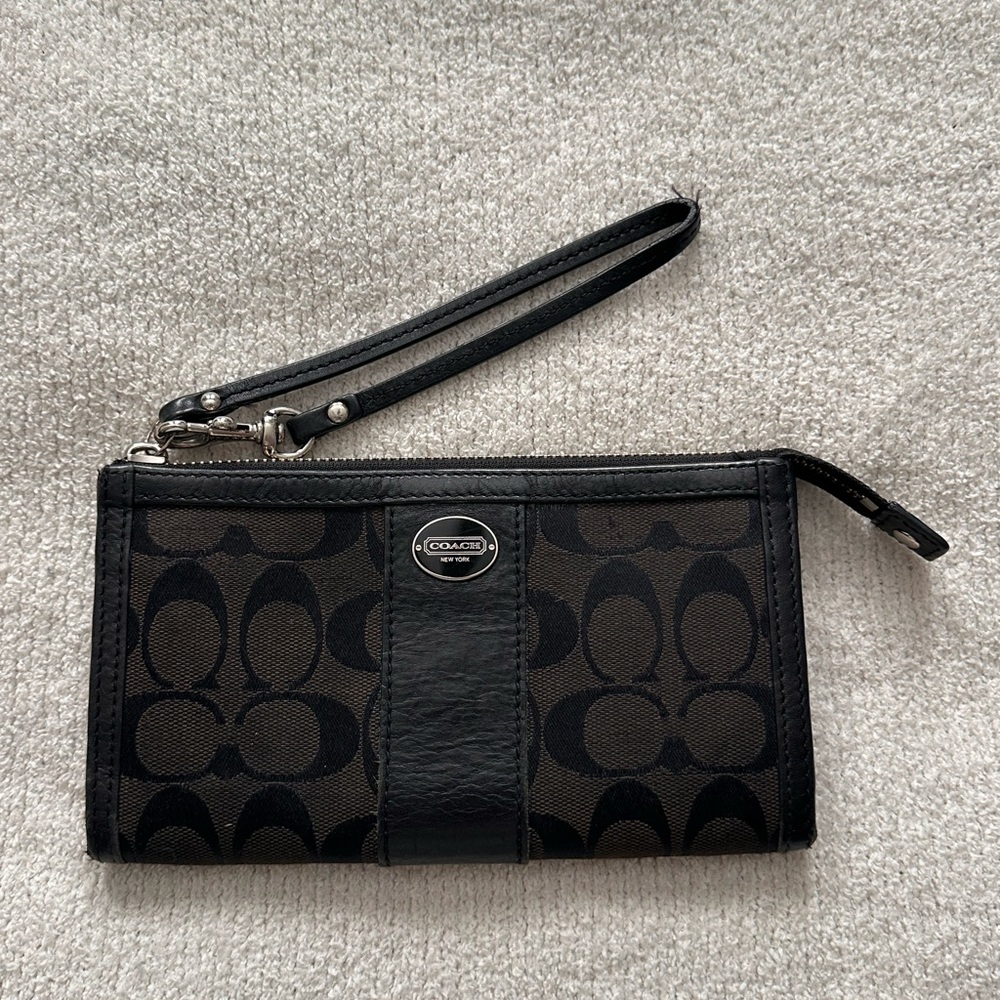 Coach Black Signature Wristlet